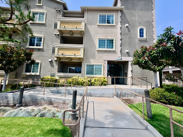 1437 Lomita Blvd #327 — Photo 2