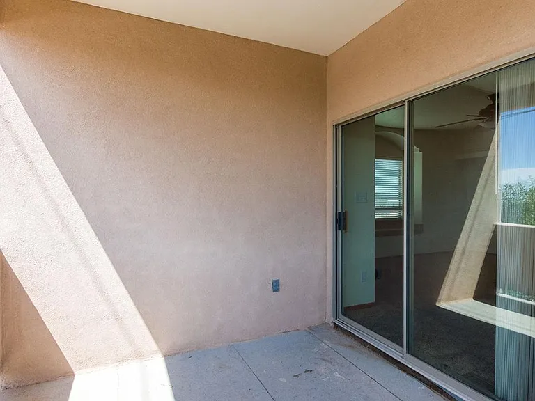 2375 Saturn Cir — Photo 8