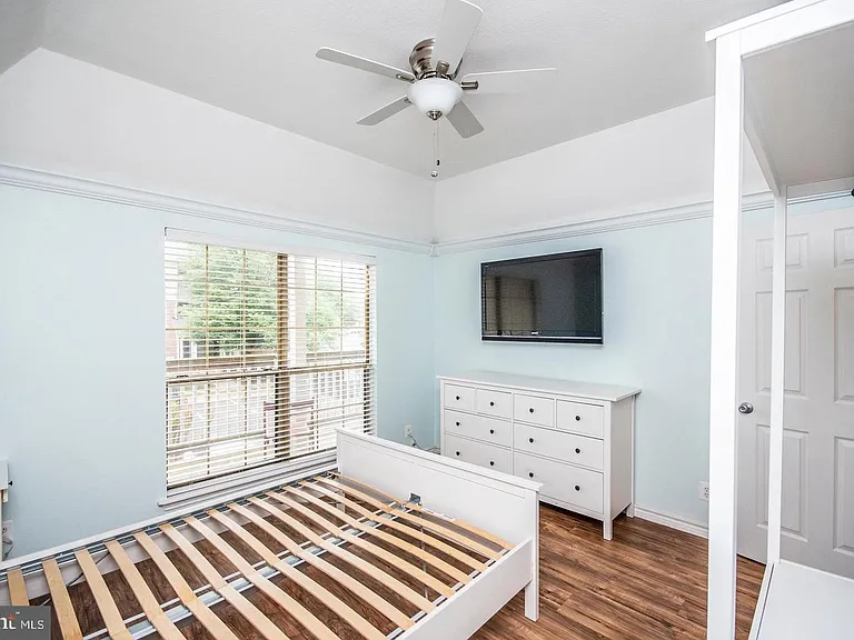 3920 Penderview Dr #324 — Photo 35