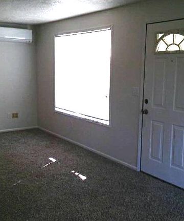 3rd image of 4713 NE 136th Ave