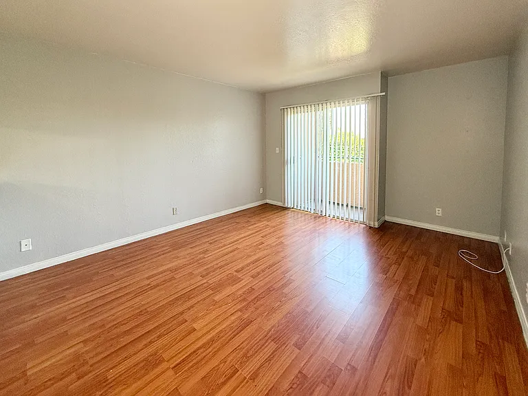 1447 W 228th St #203 — Photo 12