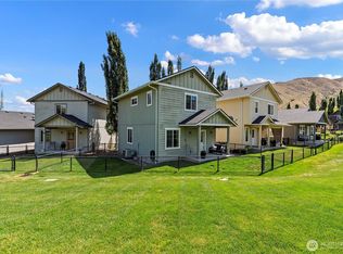 300 Saddlehorn Ln, Wenatchee, WA 98801