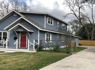 928 Fowlkes St, Sealy, TX 77474
