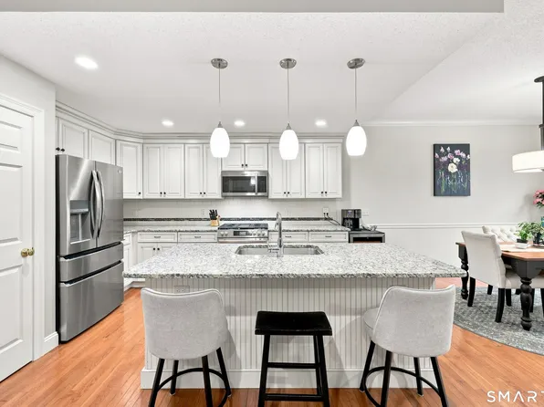 46 Bridlewood Lane #46, Vernon, CT 06066