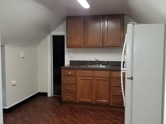 3rd image of 199 Lexington Ave APT E