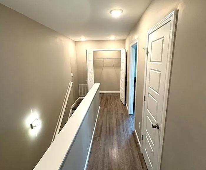 613 Brister St #B-103 — Photo 12