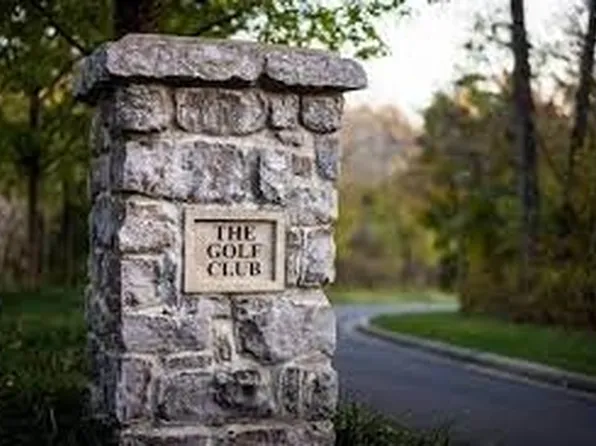 1008 Vintage Pl, Kingston Springs, TN 37082