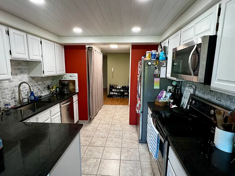 12349 Roosevelt Way NE #402 — Photo 4