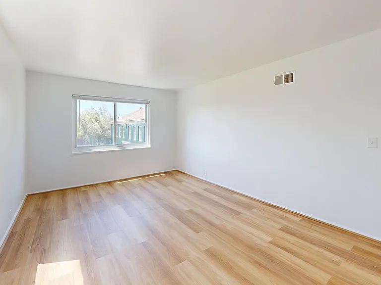 Parkmerced Apartments — Photo 142