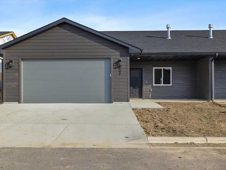 631 Willow Bend Dr — Photo 9