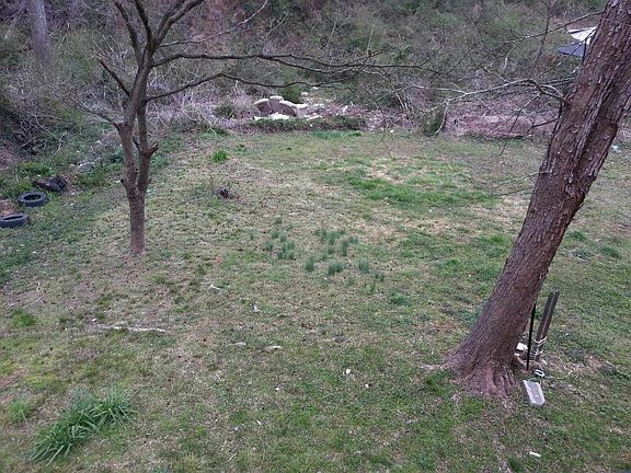 2nd image of 849 Needle Dr