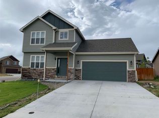 5231 Heritage Trl, Mills, WY 82644