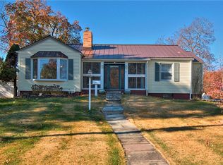 14 Treadwell Cir, Poughkeepsie, NY 12601