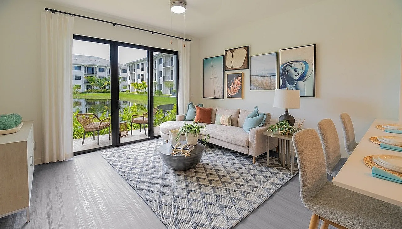 REVA Apartments — Photo 4