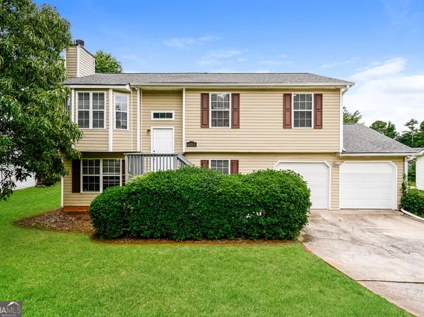 6155 Raleigh Oaks Ct, Lithonia, GA 30058