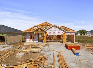 25056 W 141st Ter, Olathe, KS 66061