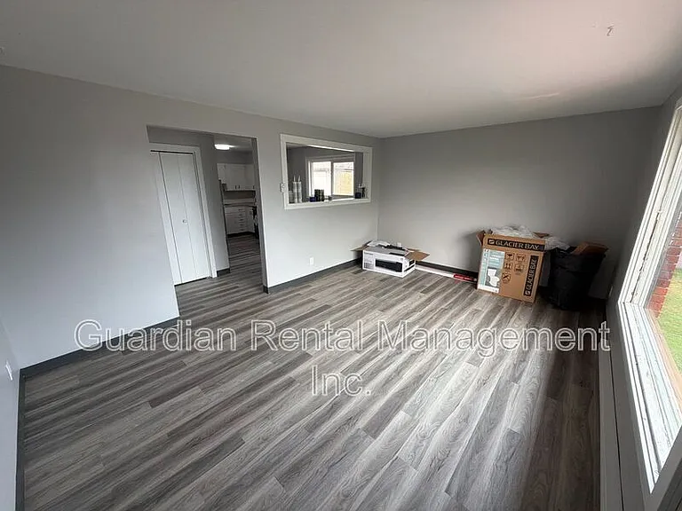 140 Frederica St E #3 — Photo 6