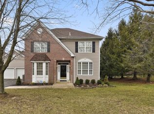 21 Canterbury Way, Wayne, NJ 07470