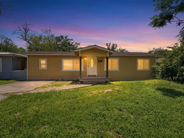 937 Anderson St, Seguin, TX 78155
