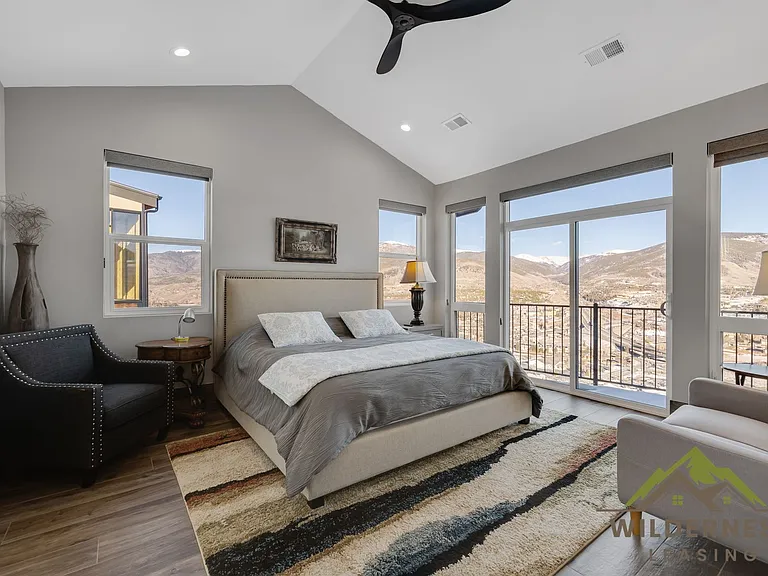 332 Lake View Dr — Photo 24