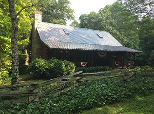 11 Leder Ln, Fancy Gap, VA 24328