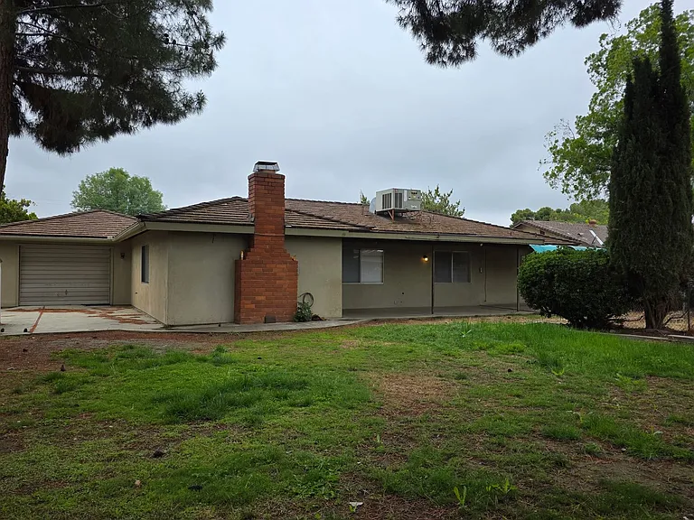 3824 Christmas Tree Ln — Photo 20