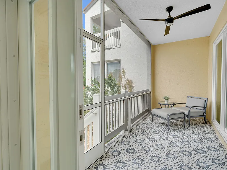 862 Hudson Ave #862 — Photo 27
