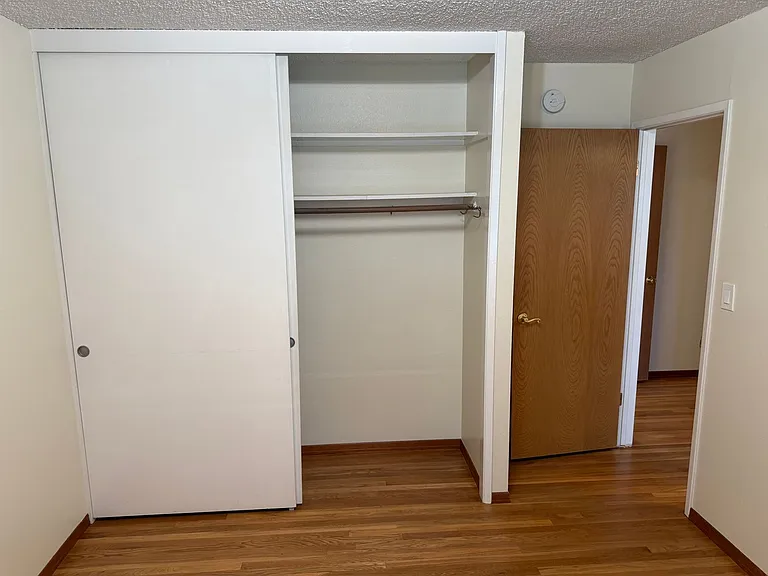 3123 W Teranimar Dr — Photo 15