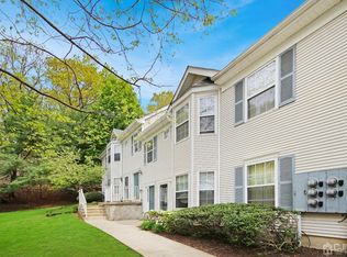 602 Cypress Ln, East Brunswick, NJ 08816
