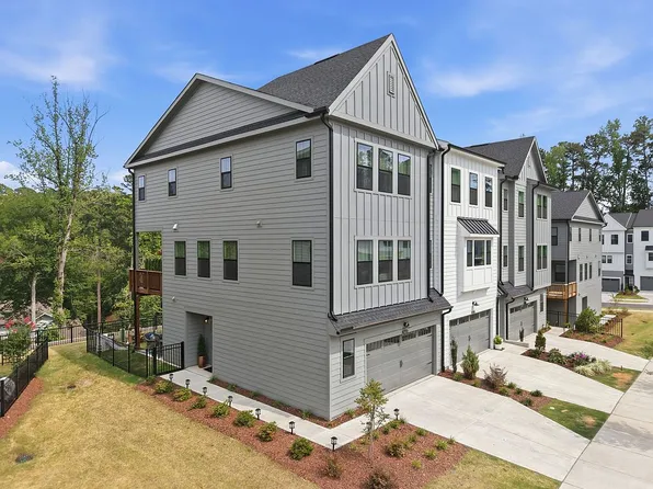 4710 Cypress Tree Ln, Raleigh, NC 27612