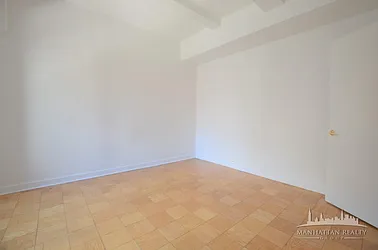 Rented by Manhattan Realty Group