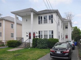 27 Linton St, Pawtucket, RI 02861