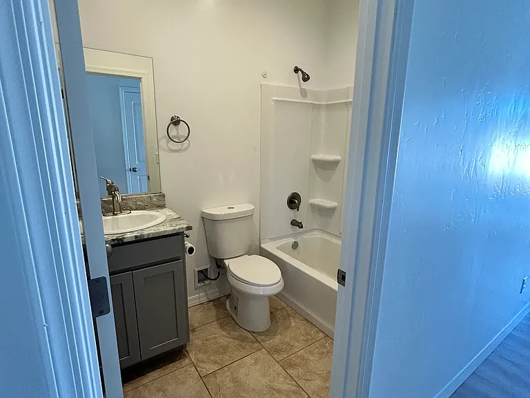 4065 N Arizona St — Photo 9