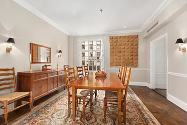 Sold by The SIMPLE Real Estate Co