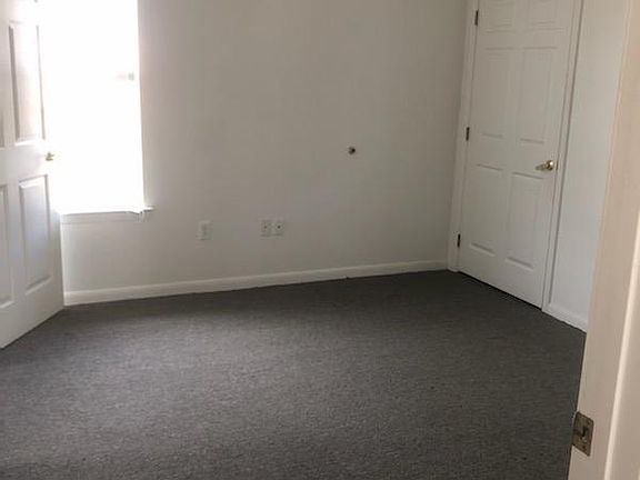 5th image of 4722 Oakmont Village Dr