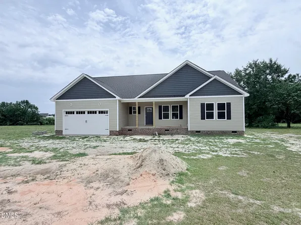 430 Chic Ennis Rd, Benson, NC 27504