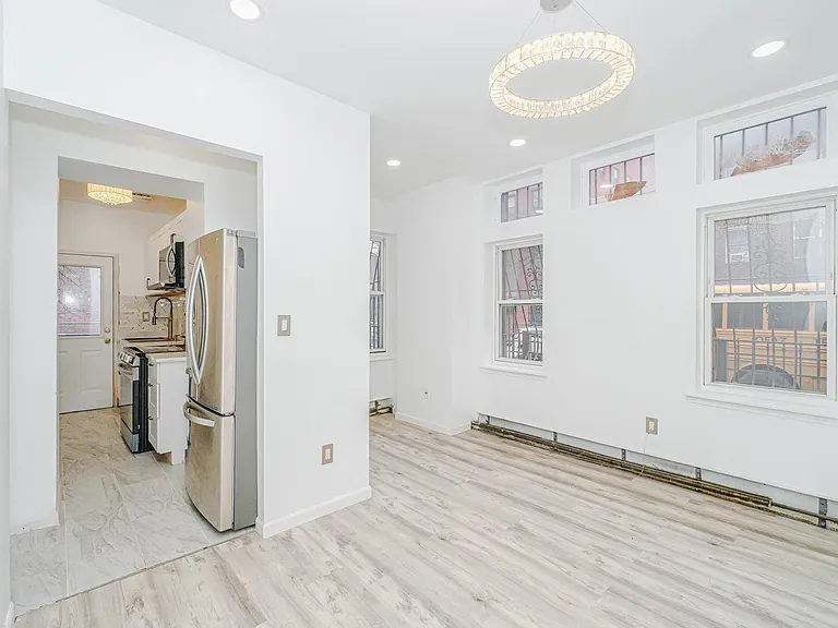 384 Lafayette Ave #1 — Photo 26