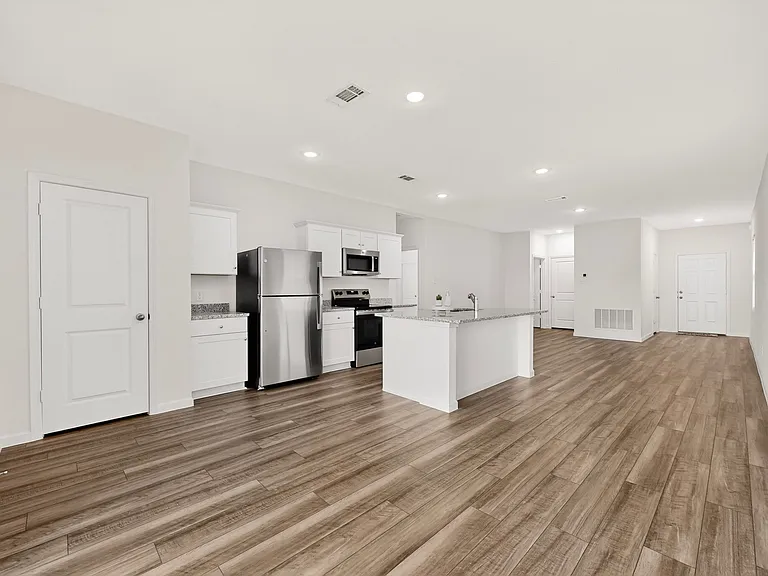 6086 Mojave Dr — Photo 34