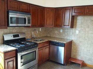 111 Stuyvesant Ave APT 2R, Jersey City, NJ 07306