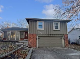 7821 N Overland Dr, Kansas City, MO 64151