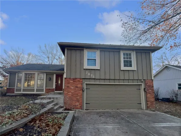 7821 N Overland Dr, Kansas City, MO 64151