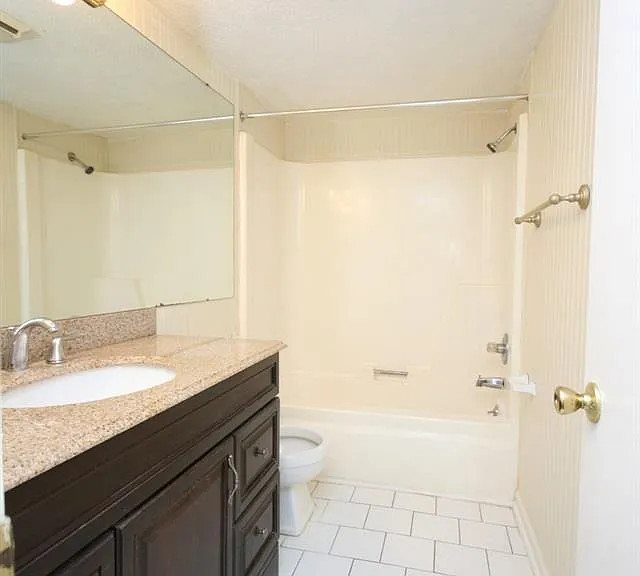 6644 Willow Pointe Dr NW #A — Photo 11