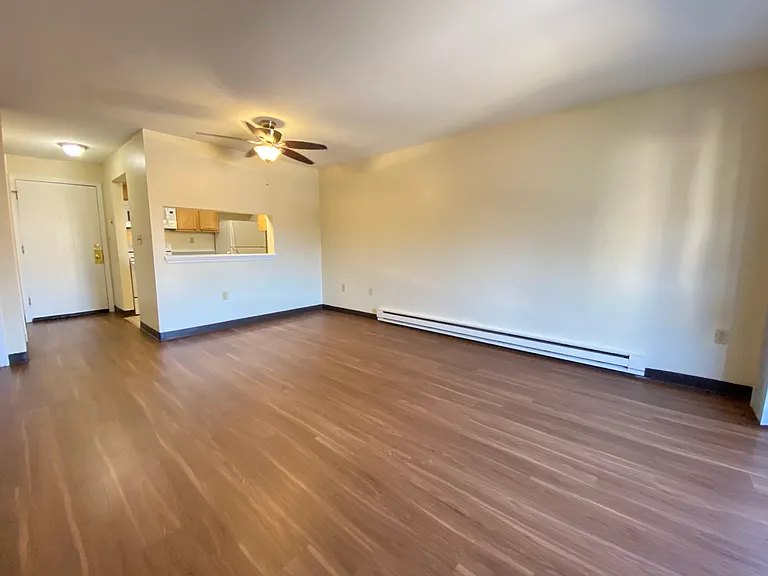 Sunset Ridge Apartments — Photo 27