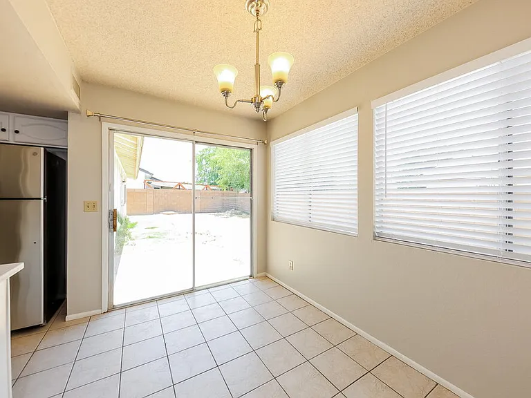 4323 W Piute Ave — Photo 7