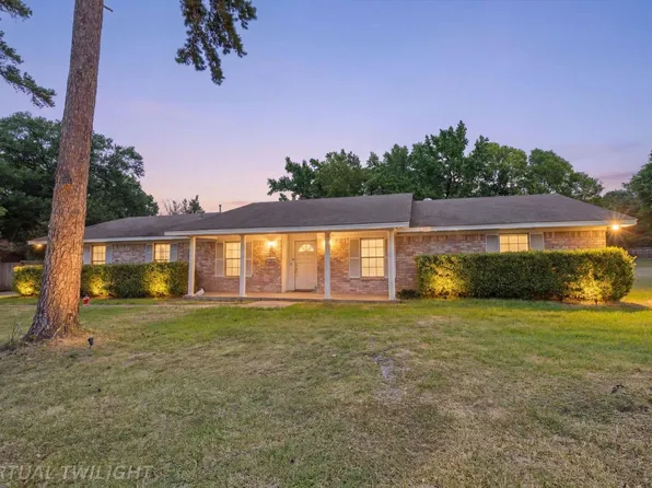 409 Reel Rd, Longview, TX 75604