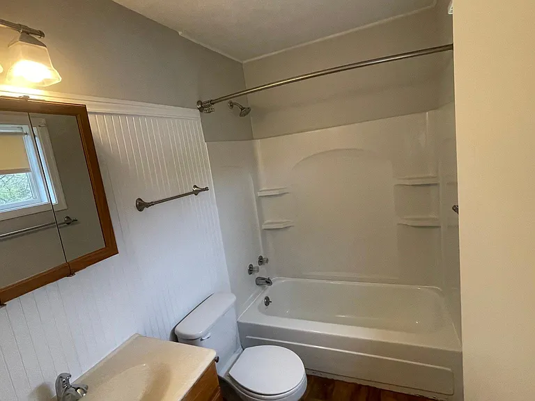 157 Holly Hill St — Photo 4