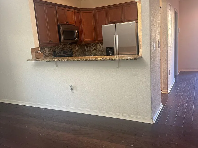 103 Monterey Bay Dr — Photo 8