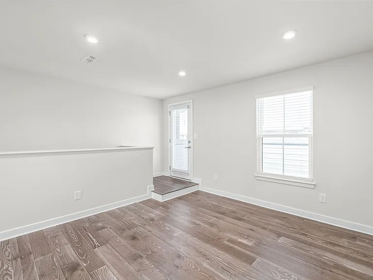 135 Music Hall Way — Photo 28