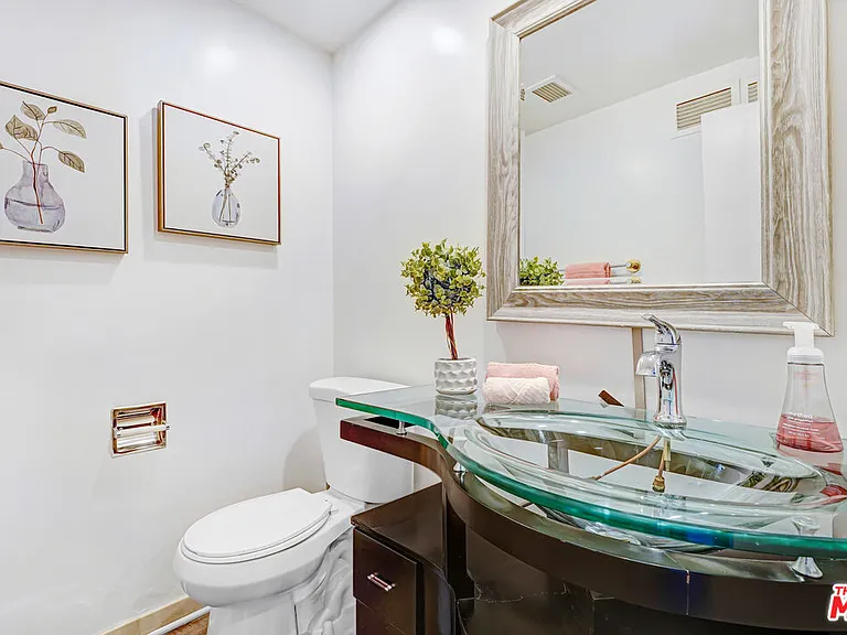 7250 Franklin Ave #503 — Photo 11