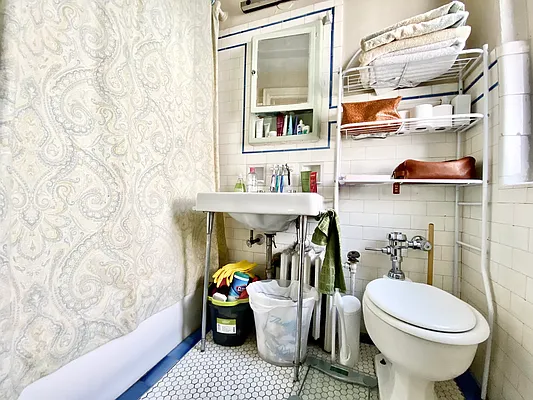 Rented by Voro NYC | media 29